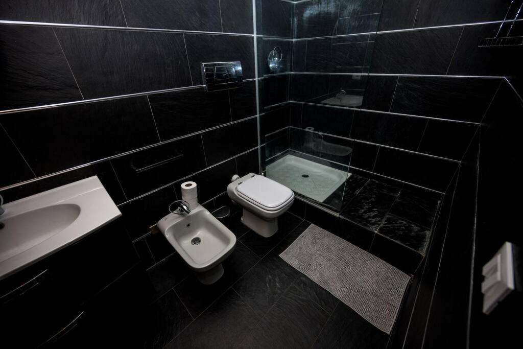 Wonderfull Two Floors Apartment Navigli ミラノ エクステリア 写真