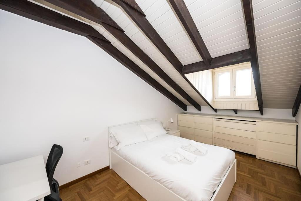 Wonderfull Two Floors Apartment Navigli ミラノ エクステリア 写真