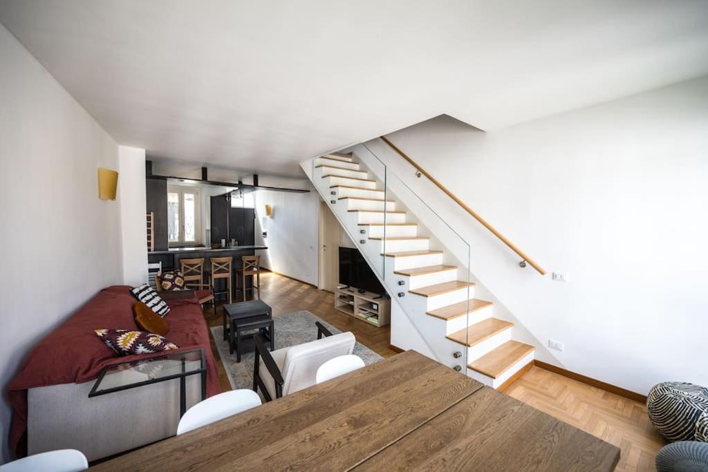 Wonderfull Two Floors Apartment Navigli ミラノ エクステリア 写真