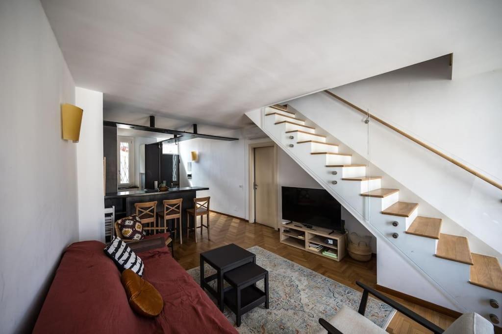 Wonderfull Two Floors Apartment Navigli ミラノ エクステリア 写真
